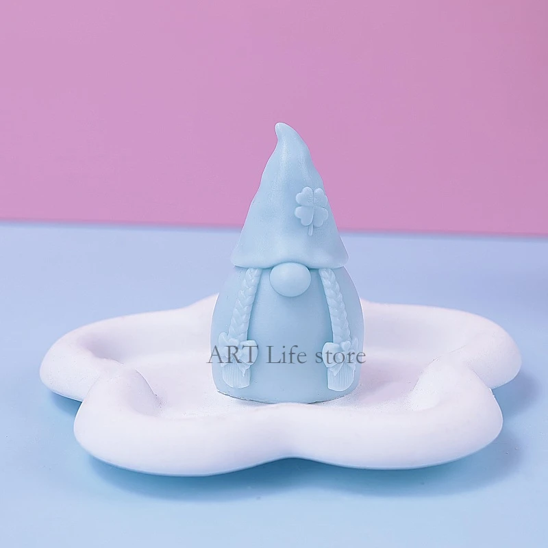 Christmas Dwarf Silicone Candl - огляд і ціна Soap Making Gifts